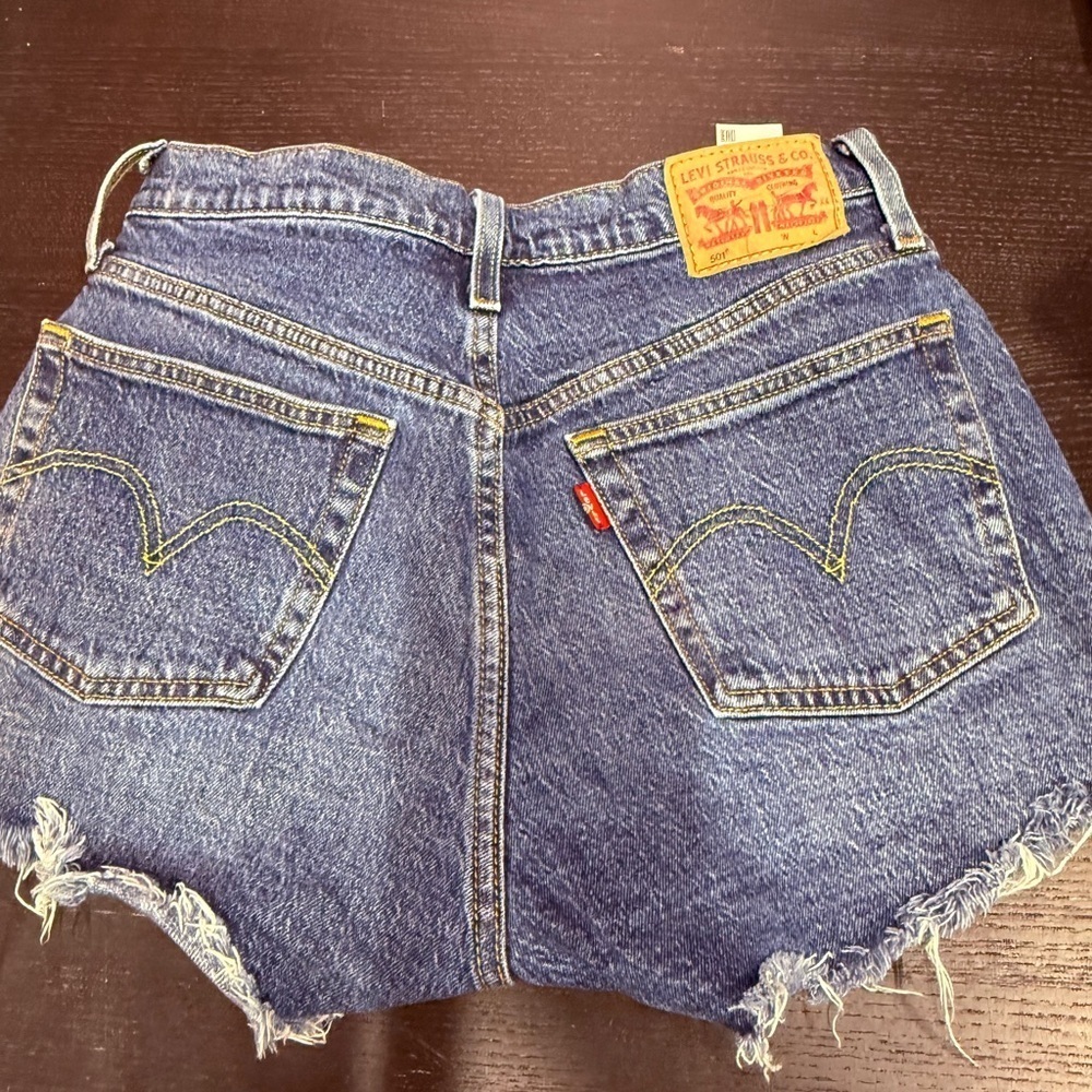 Levi's 501 Women's Blue Denim Short Shorts Cowboy Cut Sz 26